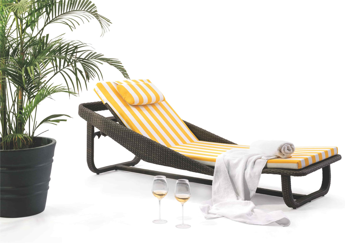 yellow lounger chair